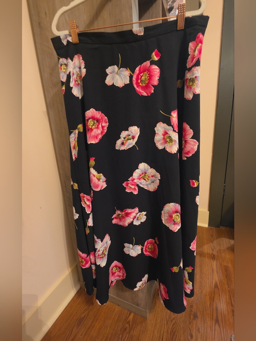 Black PlusSize 16 Vintage Koret Floral Maxi Skirt Pink & White Blooms Elegant
